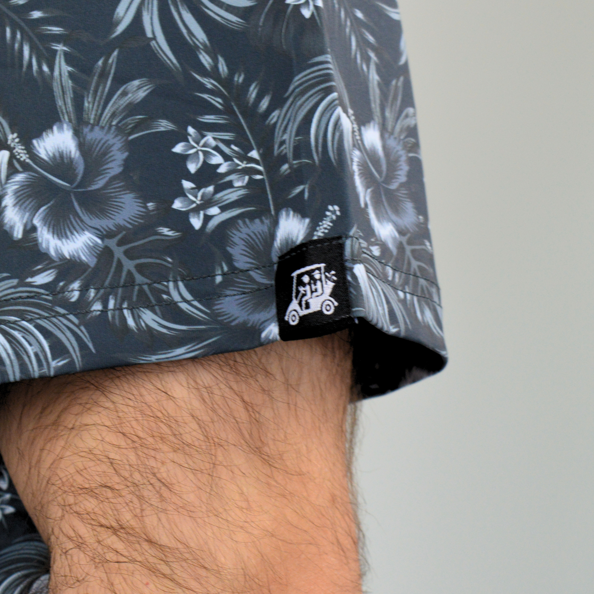 DARK TROPIC