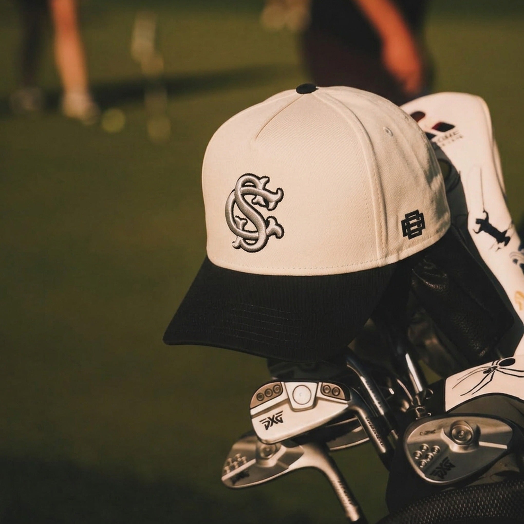 Sláinte Club Logo Cap - Natural/Black