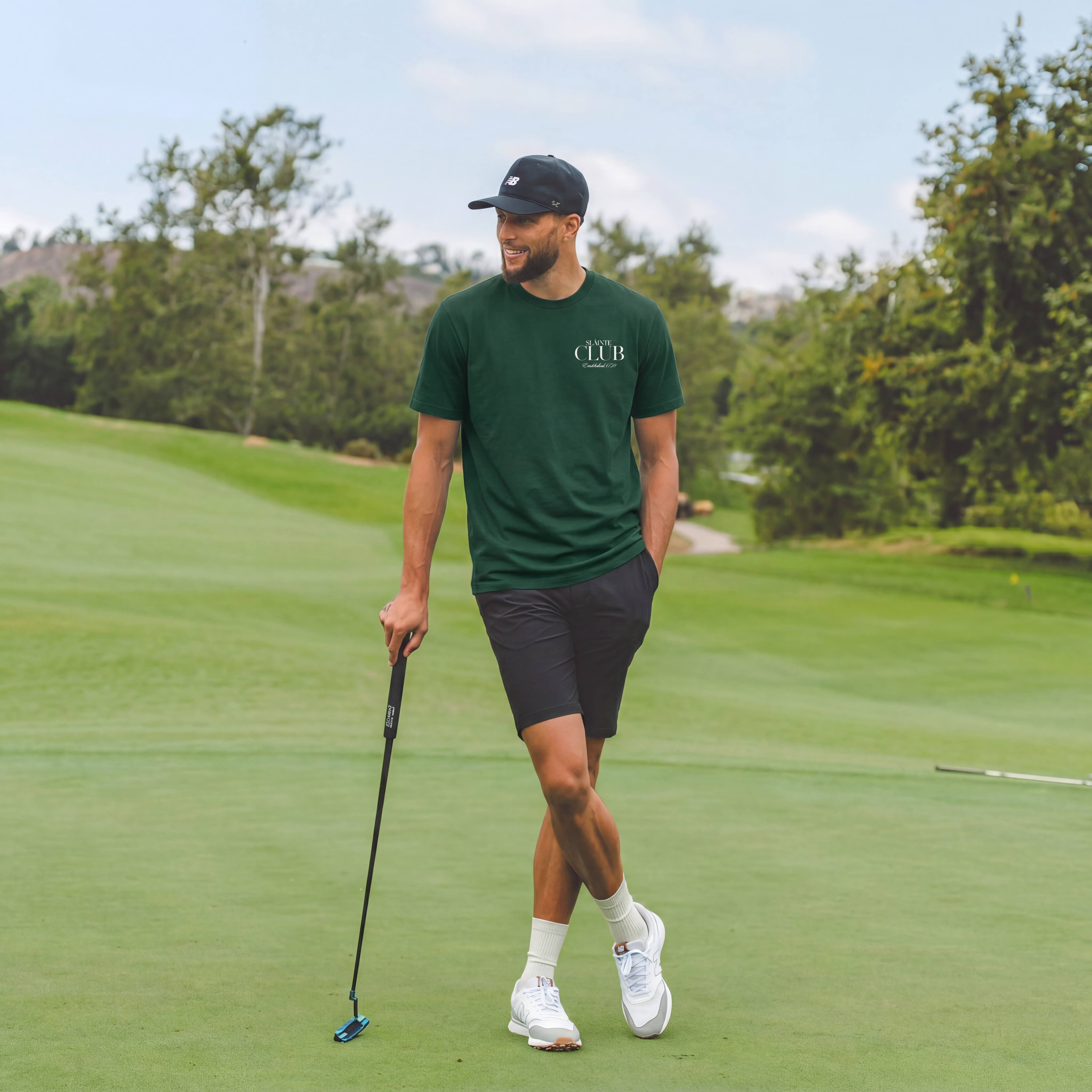 SLÁINTE CLUB TOUCAN TEE - PINE GREEN